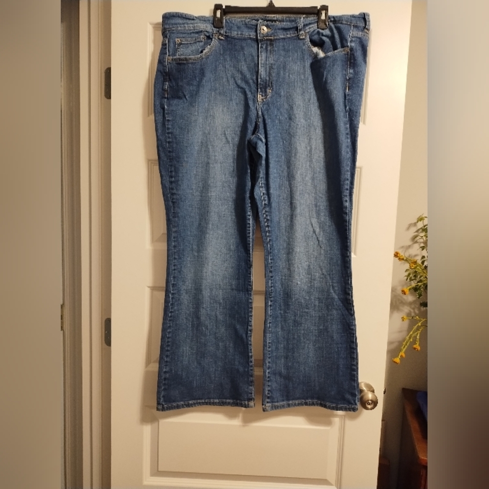 2/$13 Madison Jeanswear Modern Boot Women's Jeans